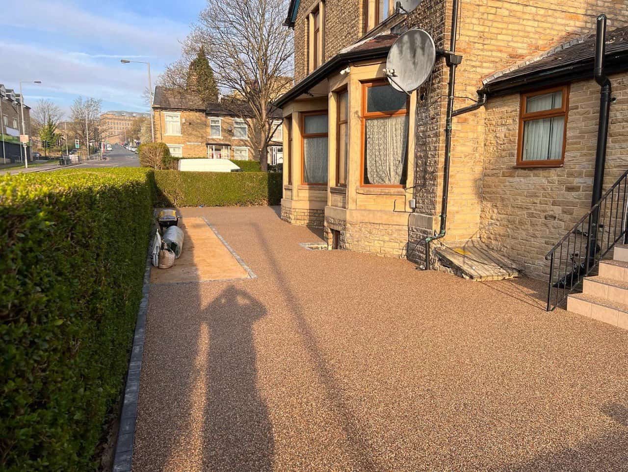This is a photo of a resin patio installed in Canterbury, Kent by Canterbury Resin Driveways