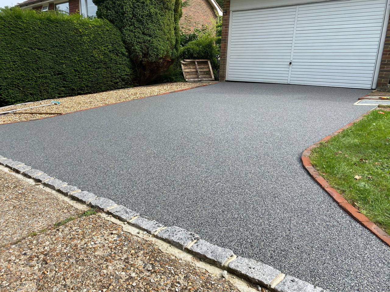 This is a photo of a resin driveway installed in Canterbury, Kent by Canterbury Resin Driveways